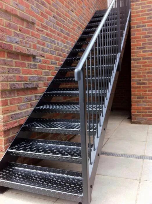 Лестница железная уличная фото Iron Stairs, Fire Escapes Venetian Iron And Glass Railing Design Inc. Staircase 