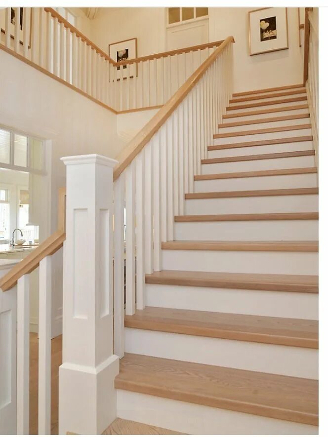 Лестницу покрасить в частном доме фото Pin by Odette Rodgers on Final Beach House Ideas Staircase design, Cottage homes