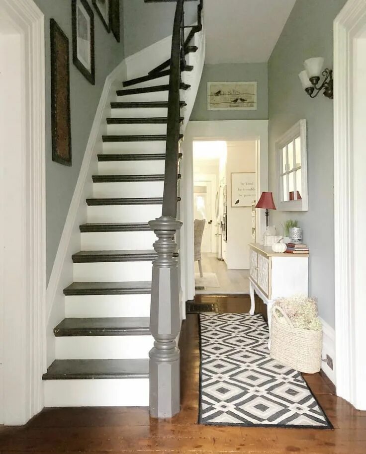 Лестницу покрасить в частном доме фото Painted Stairs - The How To - Designs By Karan Painted staircases, Painting wood