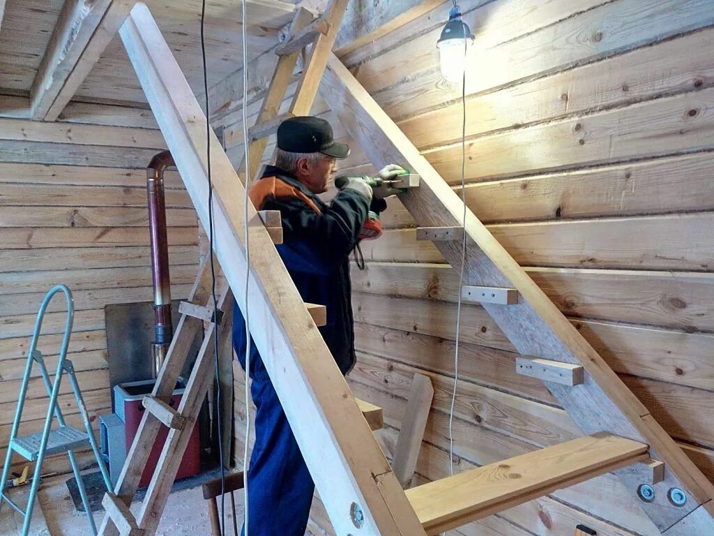 Лестницу своими руками в доме варианты Полный Деревянная лестница на второй этаж: виды, устройство, пошаговая инструкци