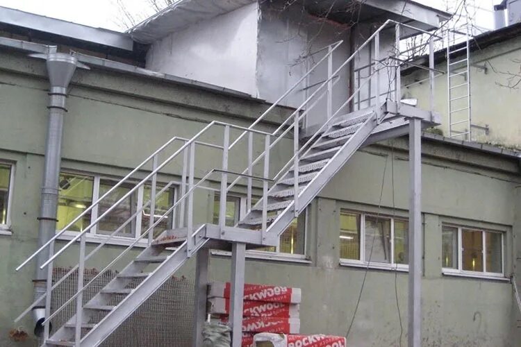 Лестницы 3 типа фото Лестница 3-го типа: описание, разновидности
