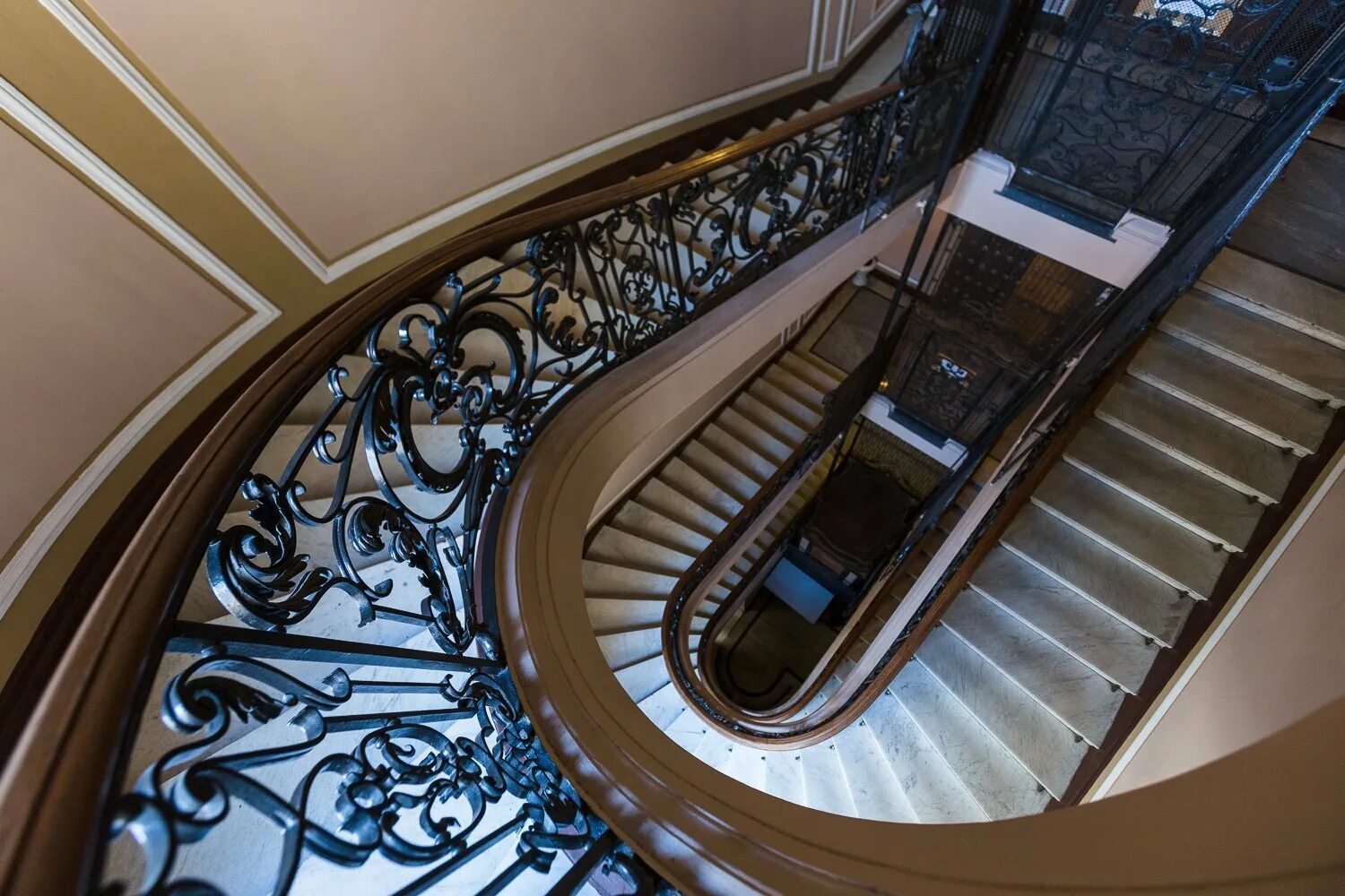 Лестницы фото ростов Лестницы спб: найдено 87 картинок