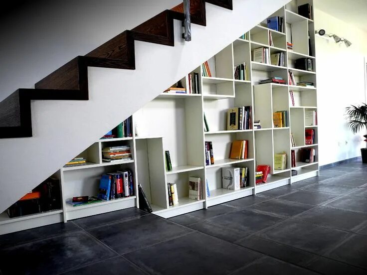 Лестницы полки фото Ikea Bookshelves Take A Stand On Versatility - 23 Creative Ideas Ikea bookshelve