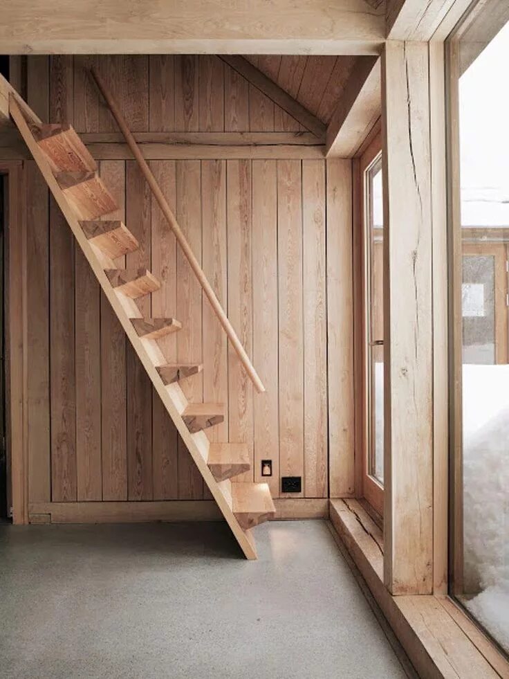 Лестницы в доме на мансарду фото Pin on Treppe Tiny house stairs, Stairs design, Staircase design