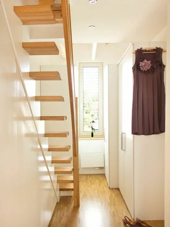 Лестницы в доме на мансарду фото escada para espaço pequenos - Pesquisa Google Attic rooms, Attic renovation, Att