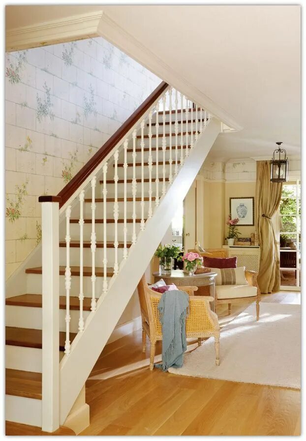 Лестницы в доме на мансарду фото Art Symphony: The house of your dreams ! Muebles bajo escaleras, Bajo las escale