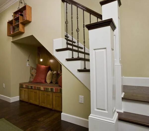 Лестницы в прихожей частного дома фото 16 Interior Design Ideas and Creative Ways to Maximize Small Spaces Under Stairc