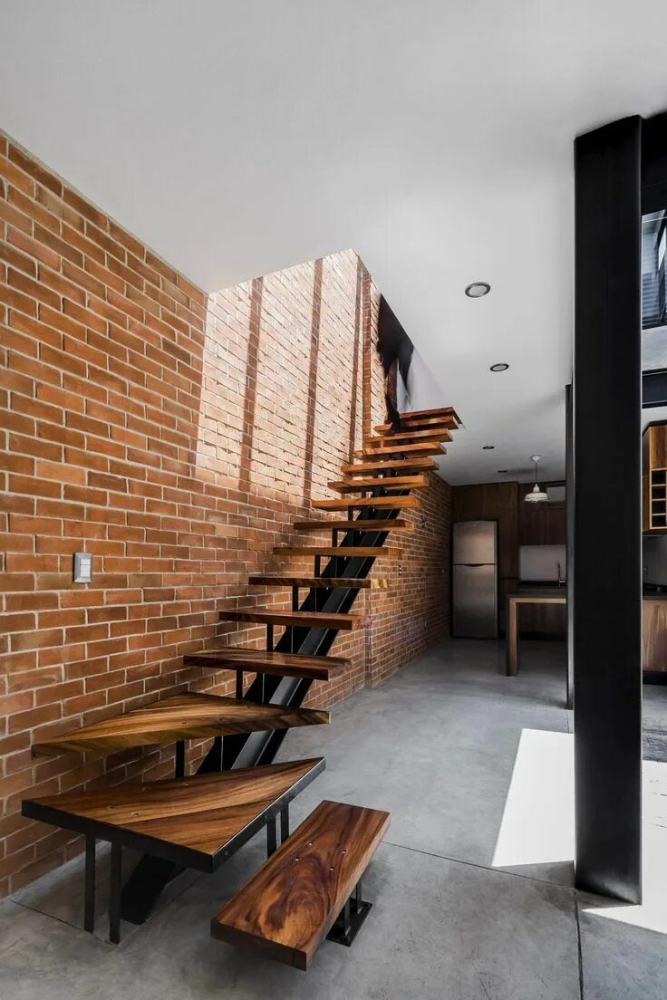 Лестницы в стиле лофт для дома Exposed Brick Walls Steal the Show in this Modern Industrial Home! Stairs design
