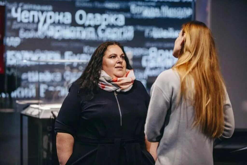Леся гасиджак голодомор музей фото Красавица на обложке глянца Клубника со сливками общества Дзен
