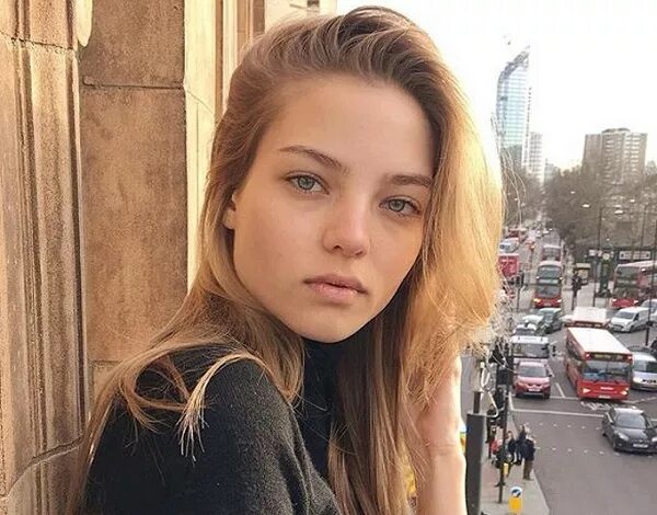 Леся кафельникова до пластики и после фото Леся Кафельникова уменьшила свои скулы до неестественного состояния