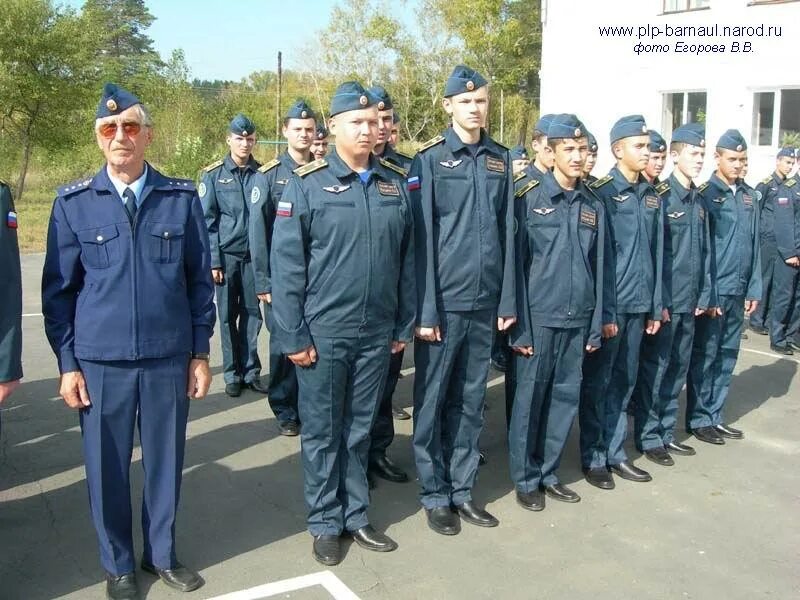 Летная школа фото День знаний 1 сентября 2007г в Барнаульской летной школе