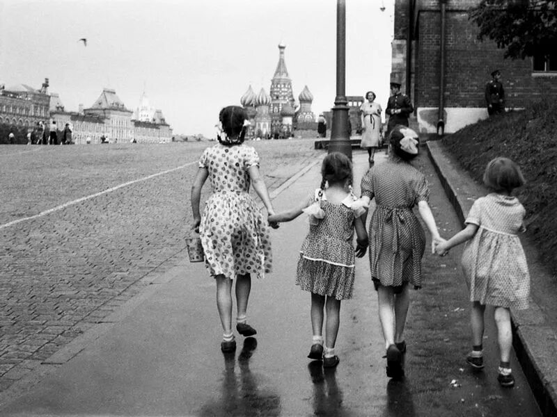 Летние фото ссср soviet kids Russia, Soviet, Black and white