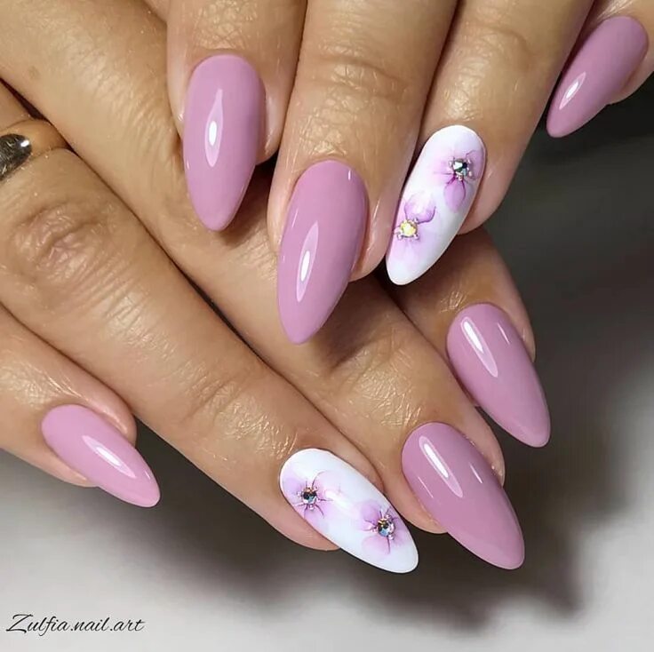 Летний дизайн маникюра миндаль нежный Стильный маникюр - Фото OK.RU Pretty nail art designs, Trendy nail art designs, 