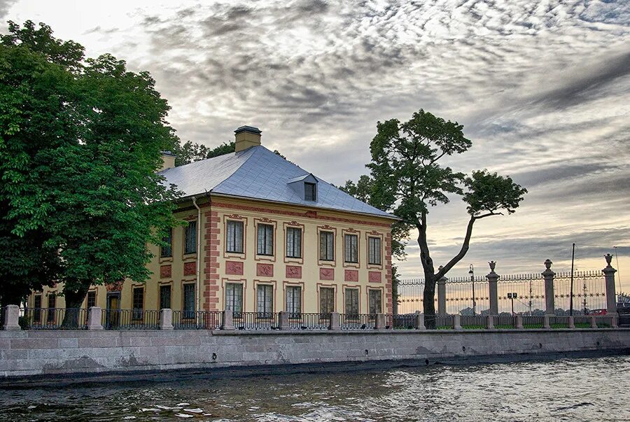 Летний дворец фото Peter I’s cottage to Gorbachev’s lavish dacha: Russian leaders' residences in pi