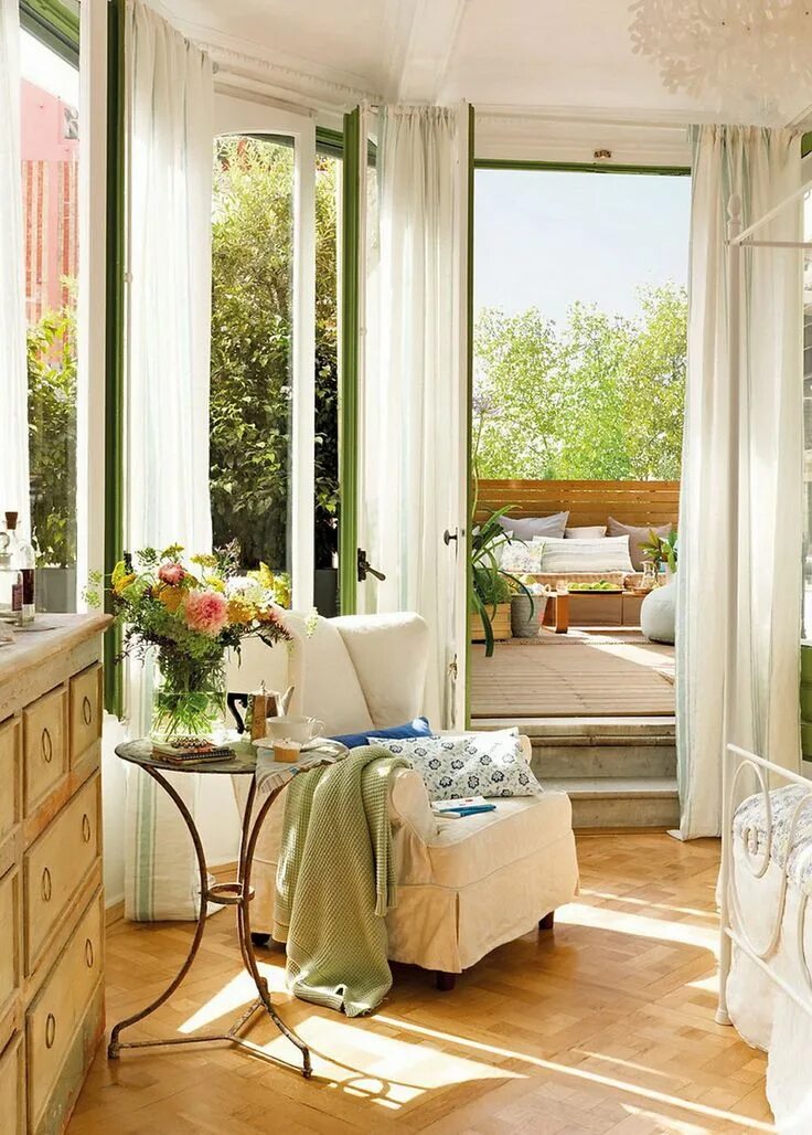 Летний интерьер комнаты Solid Interior Decorating Advice For The Home Useful Home Decor Tips Romantic be