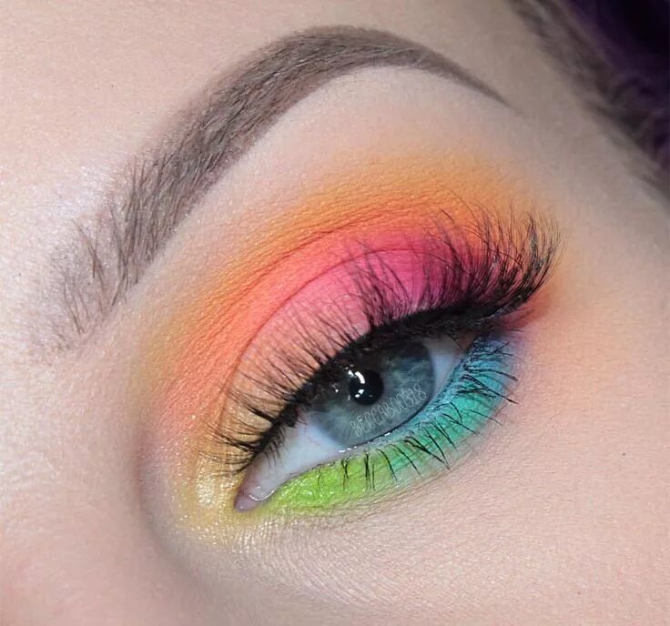 Летний макияж Matte Rainbow Eye Artistry makeup, Rainbow eye makeup, Creative eye makeup