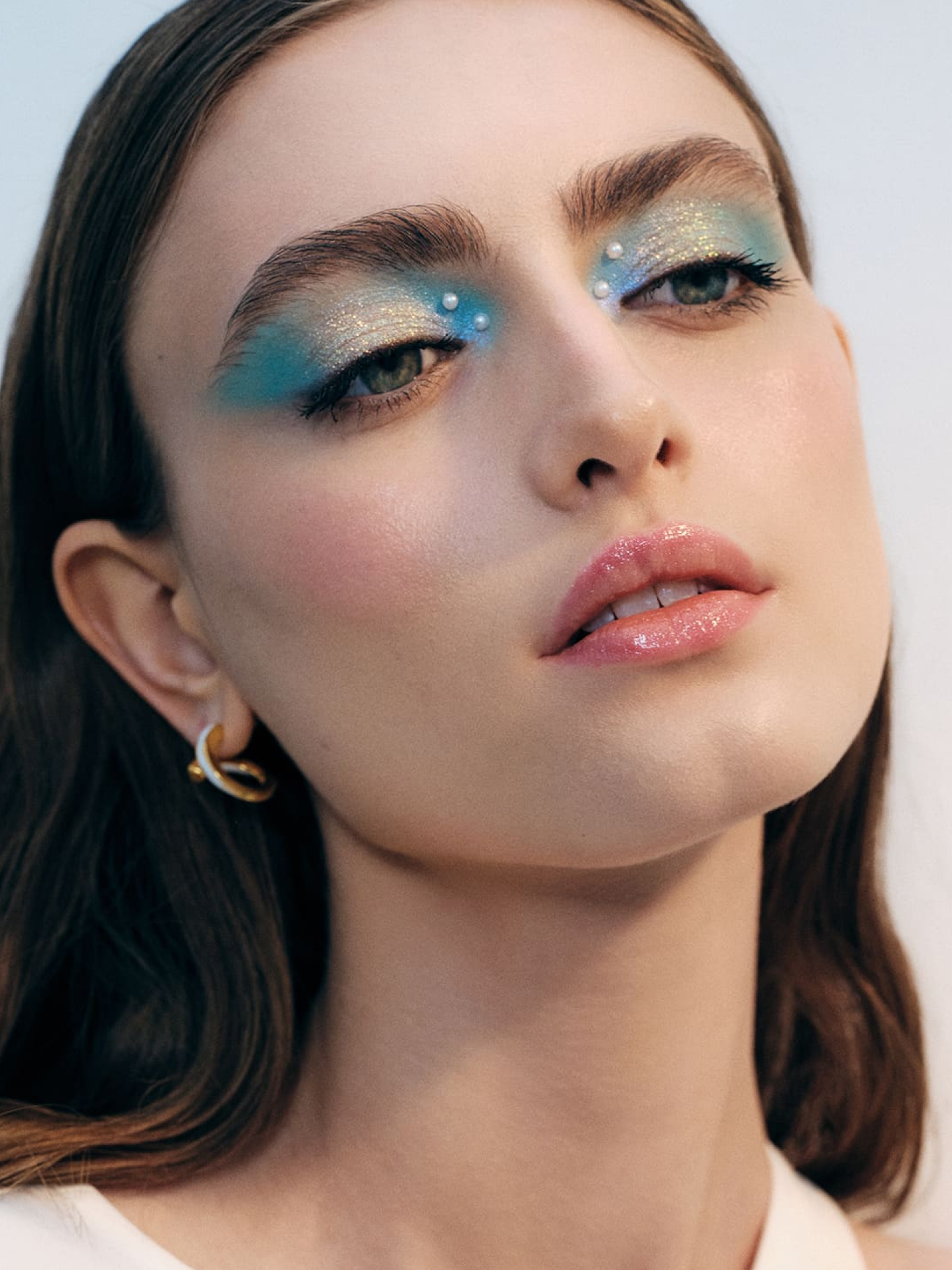 Летний макияж Три летних макияжа от визажистов Clarins, Krygina Cosmetics и Vivienne Sabo