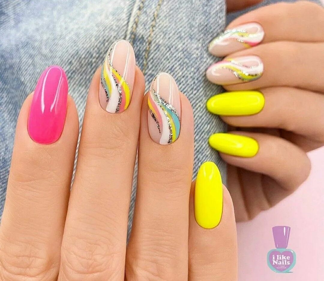 Летний маникюр 2024 миндаль лето @hairdesigns Linktree Manicura de uñas, Uñas de gel cuadradas, Uñas de acrílico 