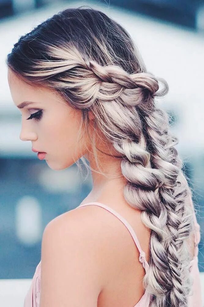 Летний прически на длинные волосы 40+ Dreamy Homecoming Hairstyles Fit For A Queen Homecoming hairstyles, Cool bra