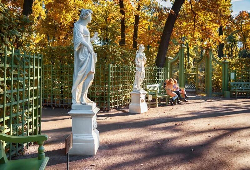 Летний сад осенью фото 5,157 Stpetersburg стоковые фото - бесплатные и стоковые фото RF от Dreamstime