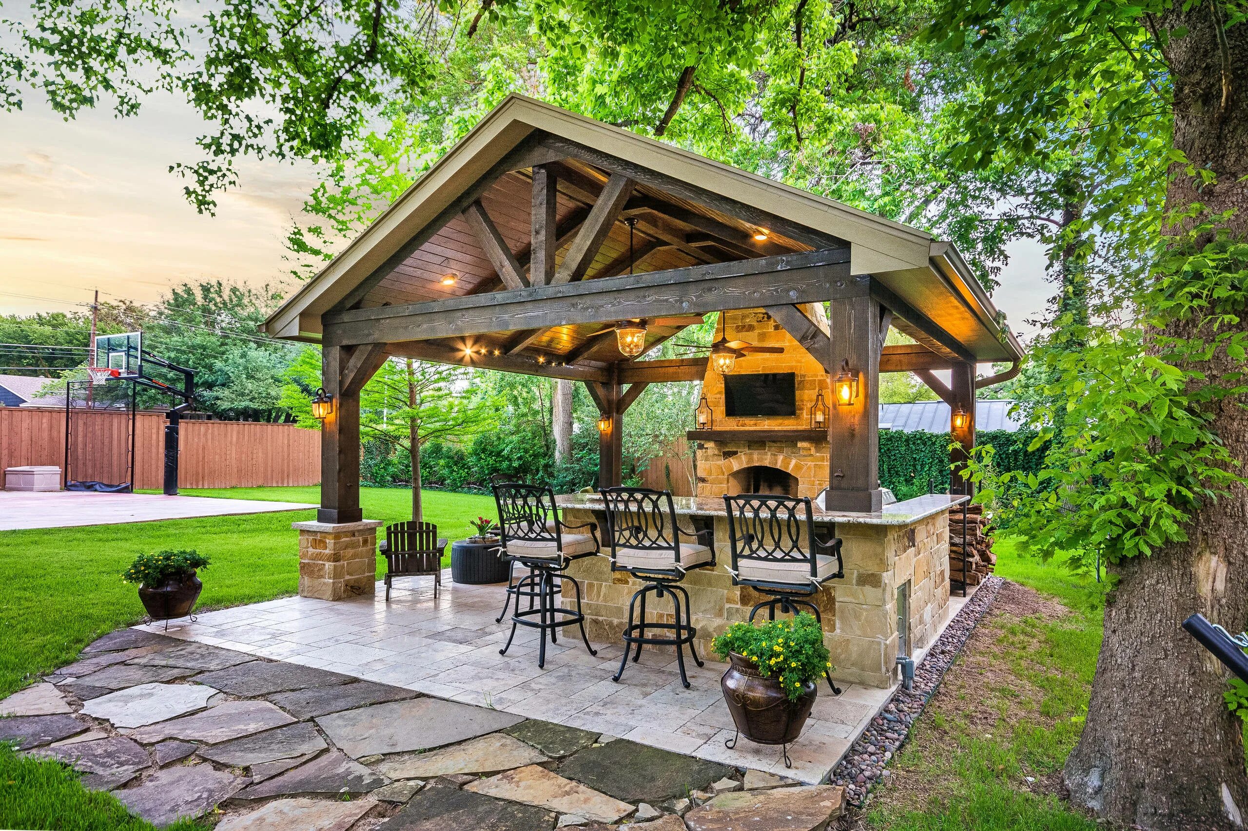 Летняя беседка варианты Different Types of Backyard Structures - Countryside Barns