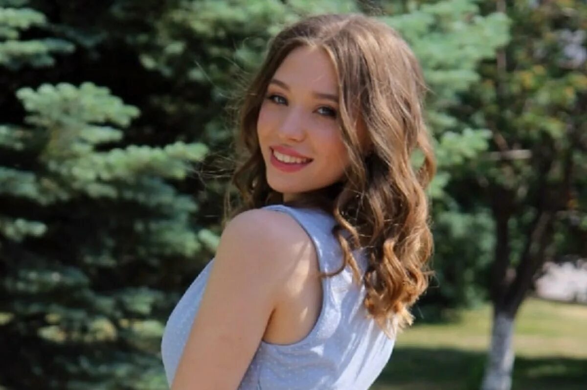 Летняя красавица фото 21-летняя тюменка победила в конкурсе "Улыбка Рунета 2023" АиФ Тюмень