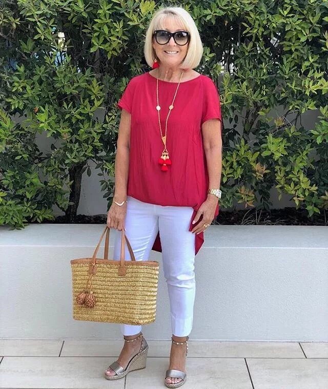 Летняя мода для женщин фото Repost The perfect summer outfit from Leanne at @thiswiththis! Wedge sandals wic