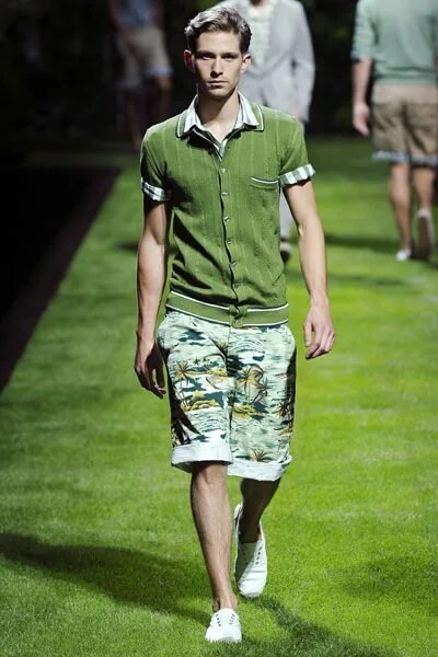 Летняя мужская мода фото D&G Spring 2011 Milan Fashion Week - The Fashionisto