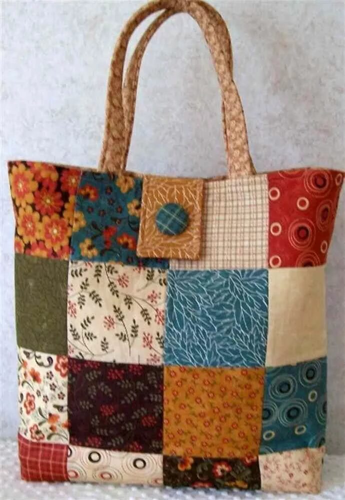 Лоскутные сумочки kumaştan dikilmiş çantalar - Google'da Ara Quilted tote bags, Patchwork bags, Qu