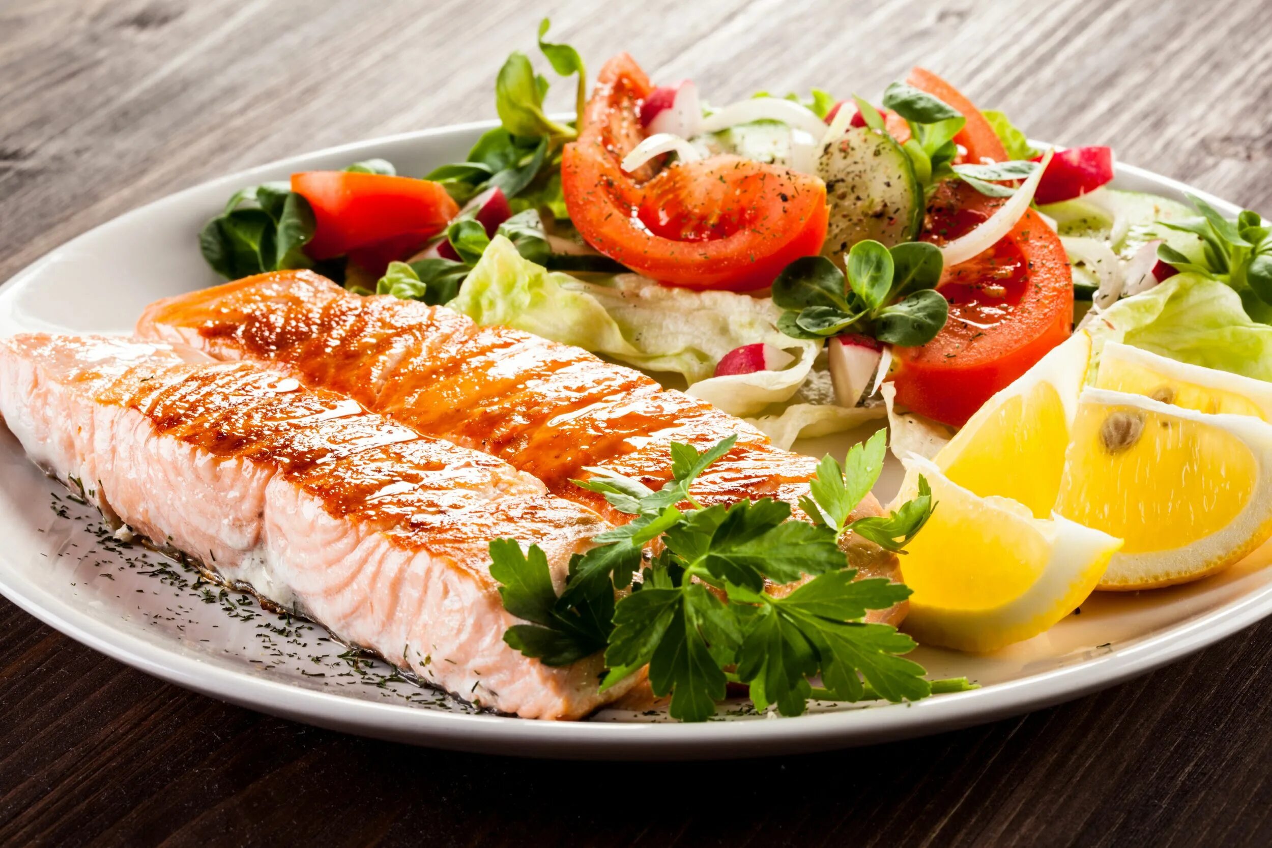 Лосось приготовление с фото Costco Groceries Salmon health benefits, Healthy, Health food