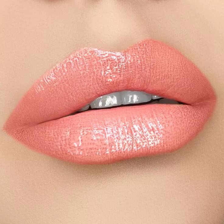 Лососевый цвет губ в перманентном макияже Look Book Lips Pale Peachy Pink Lip colors, Lipsense lip colors, Pink lip gloss