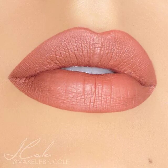 Лососевый цвет губ в перманентном макияже Jenny Cole on Instagram: "@smashboxcosmetics Always On Liquid Lipstick in "STEPP