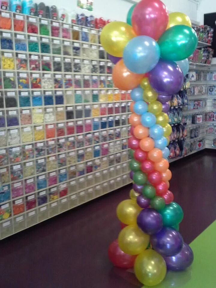 Магазин шаров фото Pin by JOAN HAGEDORN on Balloon columns Balloon columns, Balloon shop, Balloons