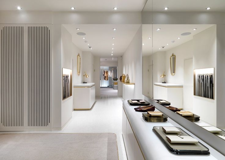 Магазин современного интерьера J&M Davidson by Universal Design Studio Showroom design, Showroom interior desig