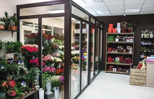 Магазин цветов фото Оснащение непродовольственных магазинов - Фабрика торгового оборудования "Негоци