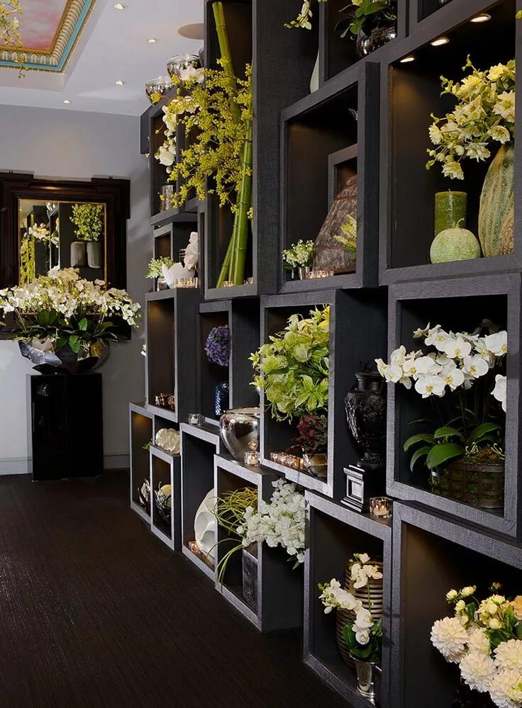Магазин цветов в интерьере Pulbrook & Gould Luxury Florist - Flowers Delivered in London & Around the UK Fl