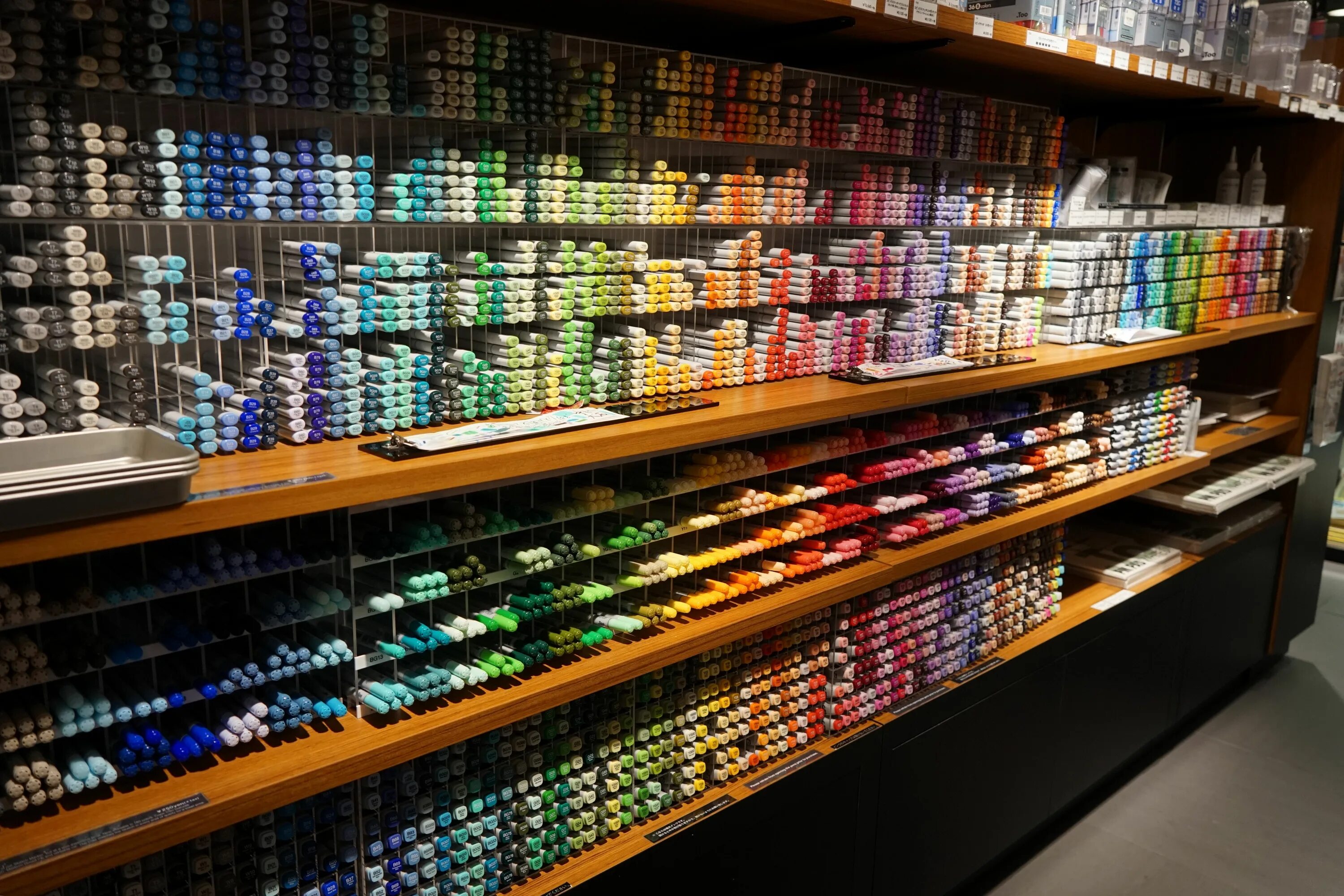 Магазин творчество фото Pin by Song Poka on ข า ย Stationery store design, Art studio space, Study stati