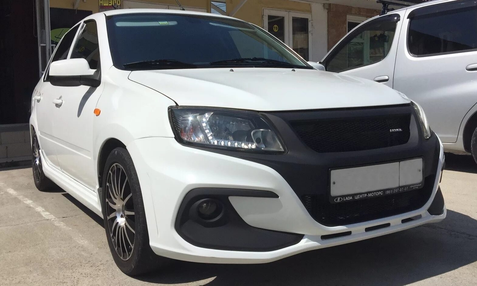 Магазин тюнинг гранта тольятти Бампер передний "Razor" ВАЗ 2190, 2191 "LADA Granta" купить недорого с доставкой