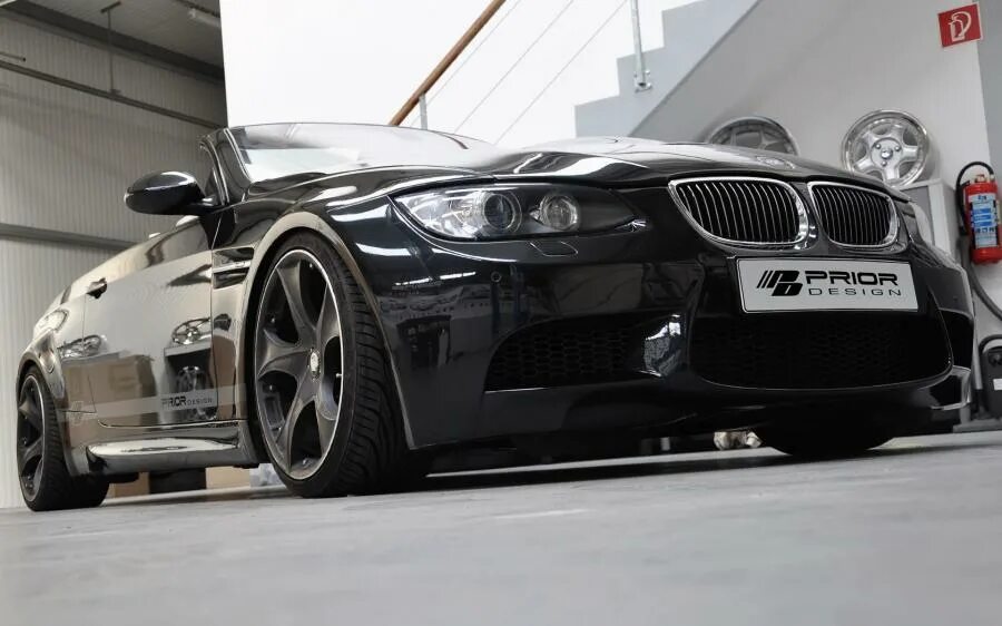 Магазин тюнинга бмв BMW M3 Convertible PD-M Widebody Aerodynamic Kit by Prior Design 2011 года выпус