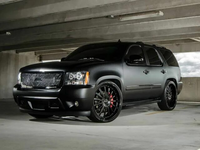 Магазин тюнинга шевроле OKC Thunder Center Daniel Orton's Chevy tahoe, Chevrolet tahoe, Custom chevy tru