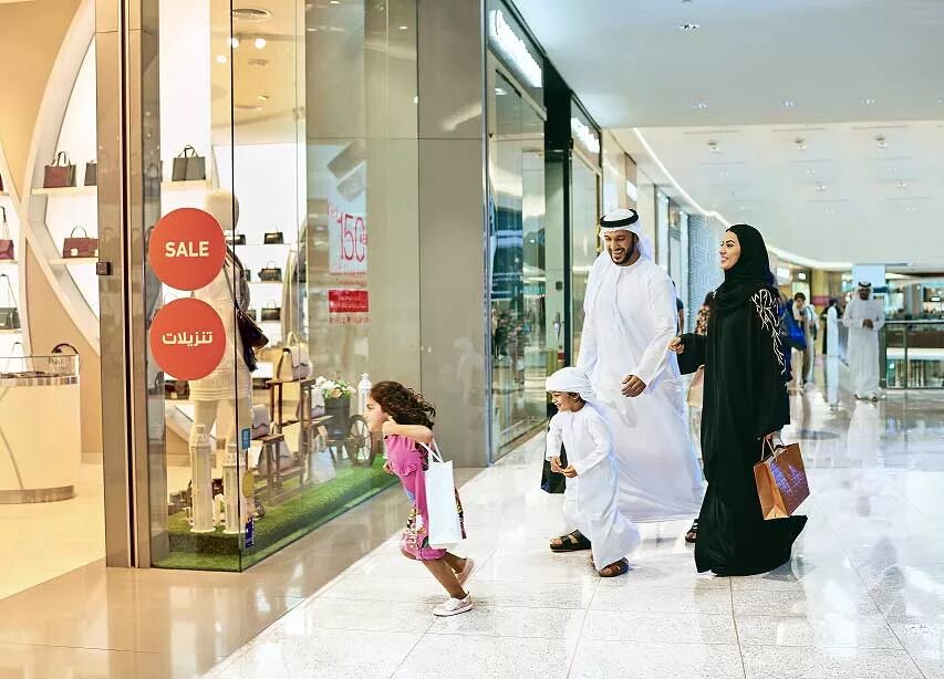 Магазины дубая фото The Dubai Mall Showcases One Last Mega Sale This DSF 2020 Dubai Shopping Guide