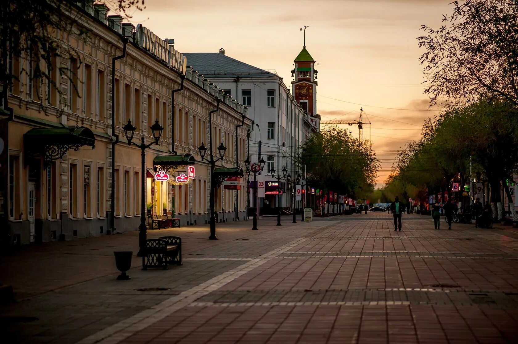 Магазины города оренбурга фото Обзорная экскурсия по Оренбургу