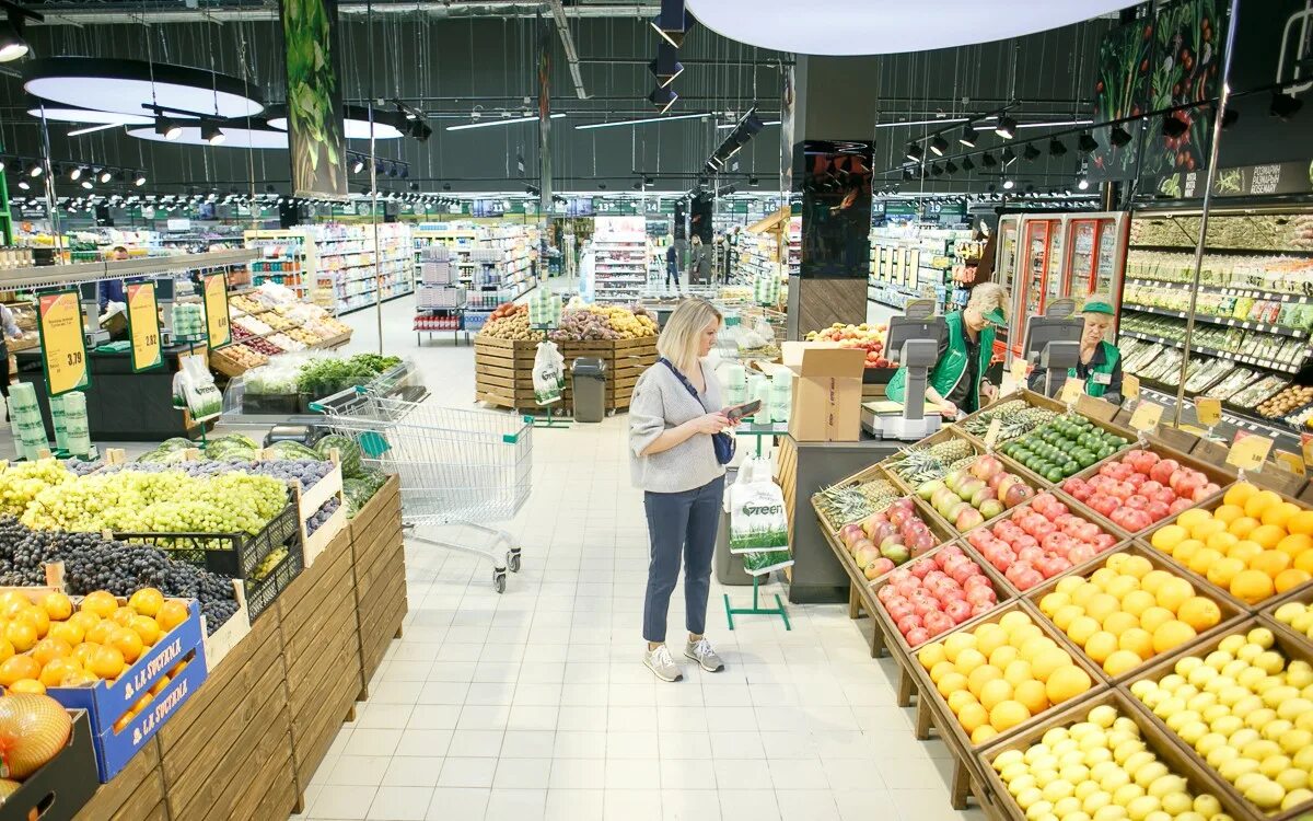 Магазины грин фото Технобанк выпустил карточку для тех, кто ходит в GREEN, Приорбанк дарит бесплатн