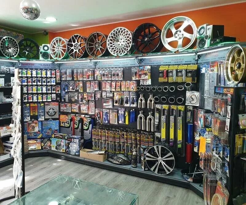 Магазины тюнинг авто в сургуте G&m Tuning, магазин автозапчастей и автотоваров, Италия, Сицилия, Палермо, Via R
