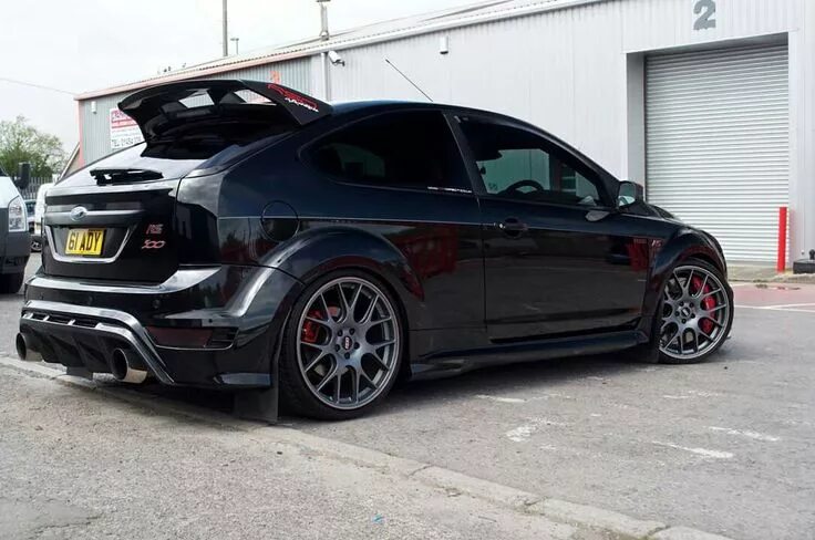 Магазины тюнинга форд фокус 2 Mk2 rs Ford focus hatchback, Ford focus rs, Ford focus 2