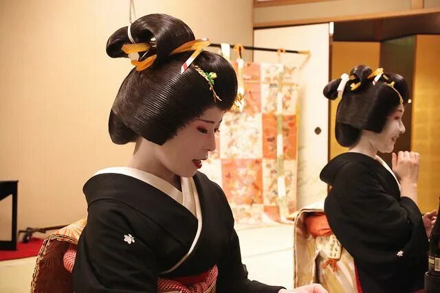 Магэ прическа женская Pin on Geisha