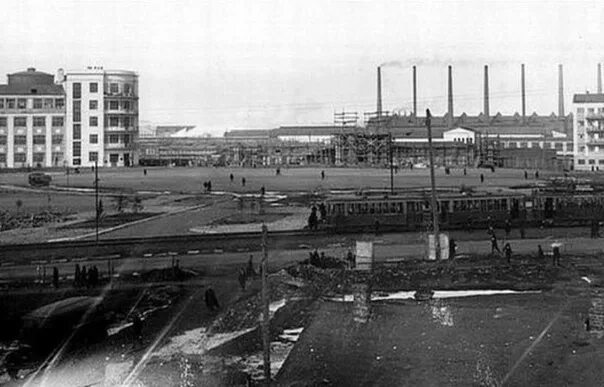 Магна комсомольская ул 126 1 магнитогорск фото Komsomolskaya Square MMK. 1935 the first tram line of Magnitogorsk Shield - Plan