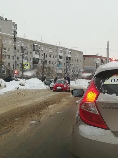 Магнит экстра ул терешковой 27а дзержинск фото ДТП на Терешковой (Магнит) ДТП и ЧП Дзержинск