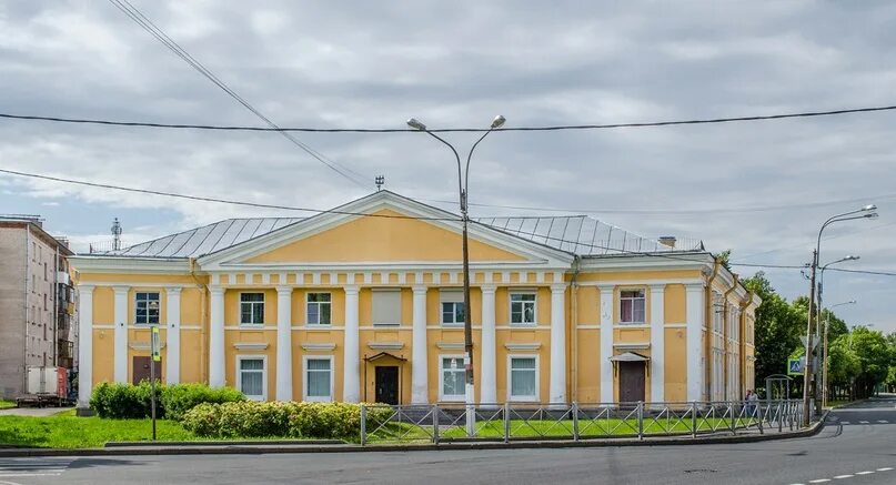 Магнит эрлеровский бул 12 фото В г.Петергофе есть улица, названная в честь садовых дел мастера Петра Ивановича 