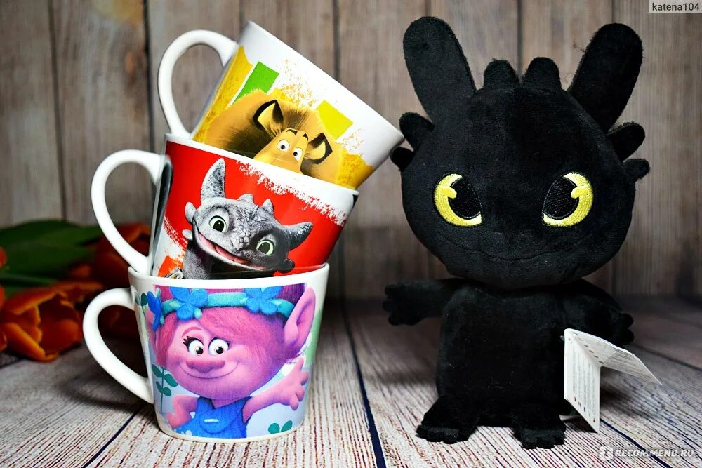 Магнит кружка фото DreamWorks Игрушка в кружке "Маленькие герои ищут друзей" (Магнит Просто лучше) 